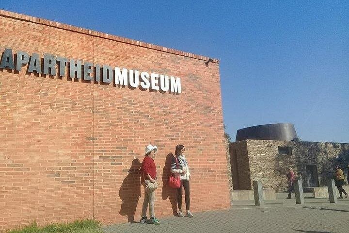 Full-Day Johannesburg: Apartheid Museum, Soweto & Constitution Hill Tour photo 3