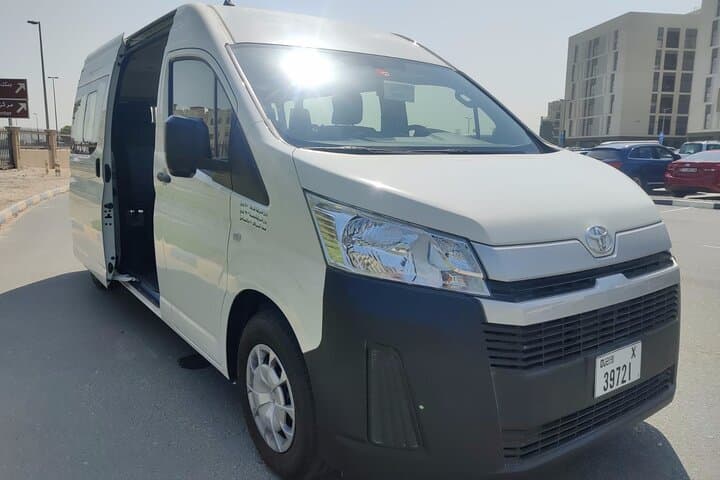 Private Van Rental in Dubai: Luxury 7–53 Seat Vans for Groups photo 4