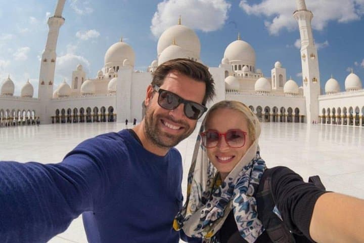 Full-Day Abu Dhabi City Tour — Sheikh Zayed, Heritage Village & Yas Island photo 1