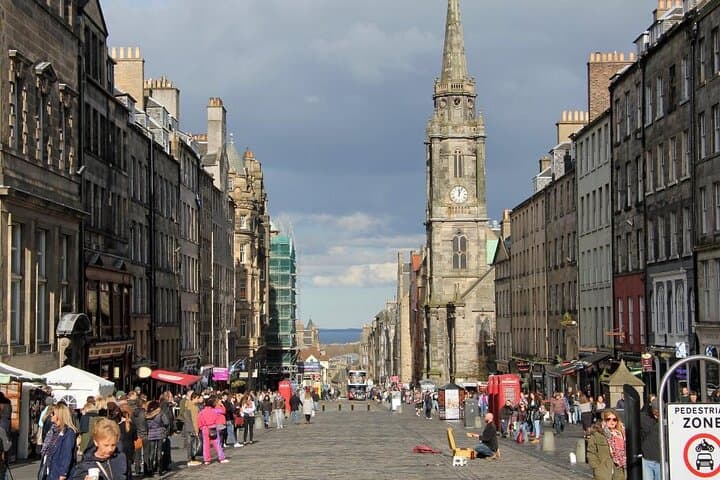 Edinburgh Harry Potter Self-Guided Scavenger Hunt — Walk the City's Magic photo 5
