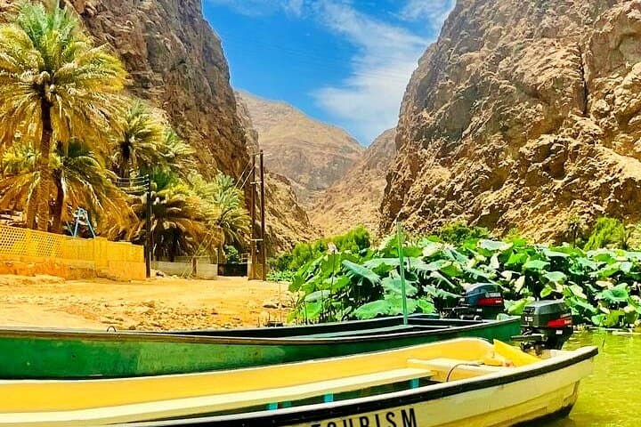 Wadi Shab & Bimmah Sinkhole: Full-Day Adventure from Muscat photo 6