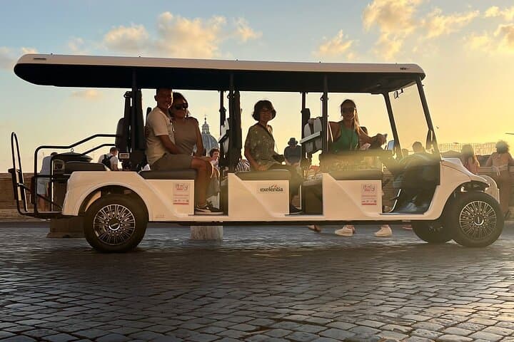 Rome by Golf Cart: 2-3 Hour Guided City Highlights Tour photo 2