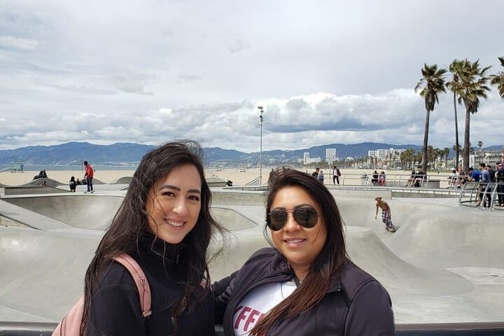 Venice Beach Art & History Walking Tour: Boardwalk, Canals & Muscle Beach photo 4