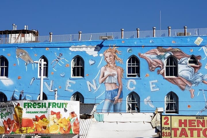 Venice Beach Art & History Walking Tour: Boardwalk, Canals & Muscle Beach photo 5