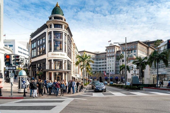 Beverly Hills Walking Tour: Stars, Cars & Chocolate on Rodeo Drive