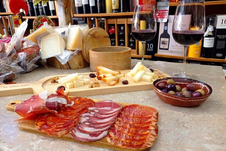 Private Porto Food & Wine Tour with Historian Guide