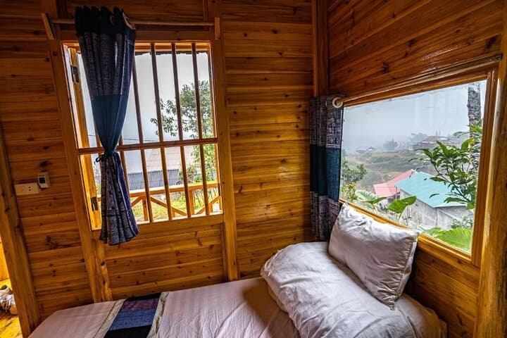 Sapa 2-Day Authentic Homestay Trek Through Muong Hoa Valley photo 5
