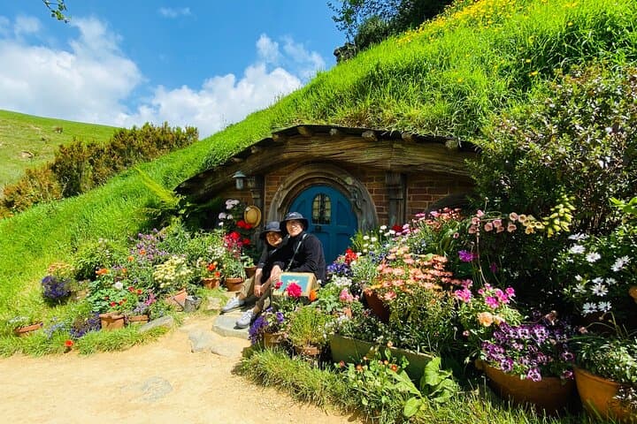 Hobbiton Movie Set from Tauranga: Small-Group Shire Tour & Lunch photo 2