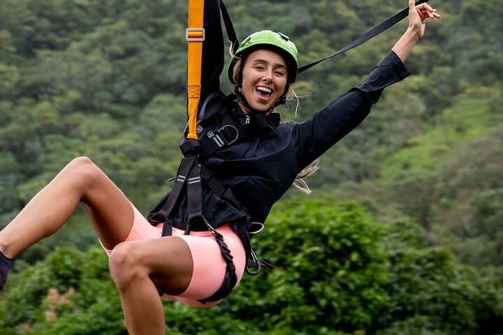 soar-the-treetops-kualoa-ranch-zipline-tour-oahu