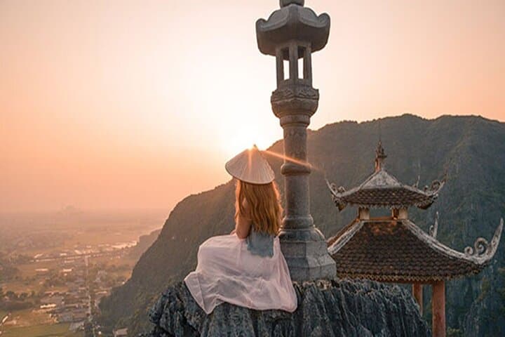 Ninh Binh Full-Day: Hoa Lu, Trang An Boat & Mua Cave Viewpoint Tour photo 6