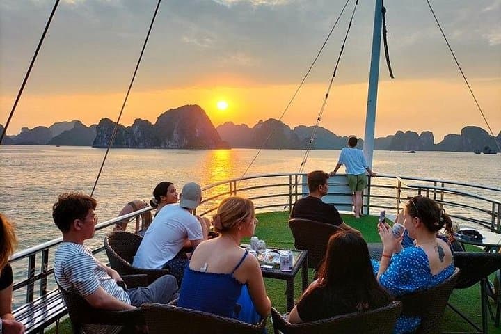 Halong Bay 6-Hour Day Cruise: Kayak, Sung Sot Cave & Titop Island photo 3