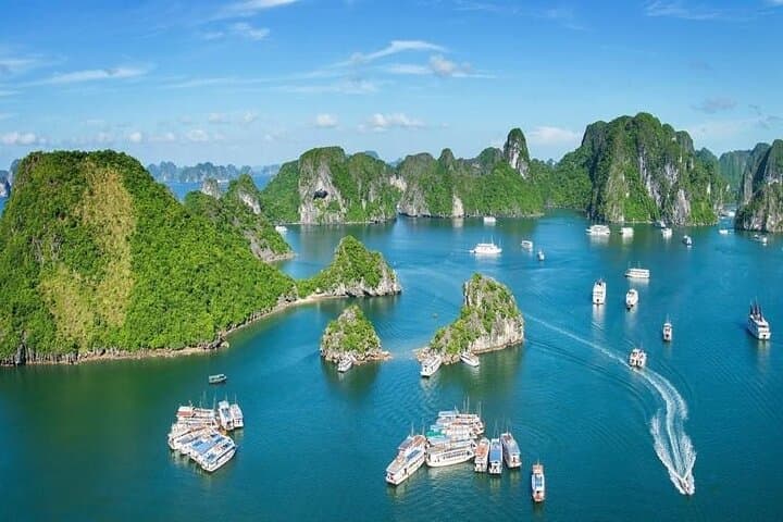 Mua Cave, Tam Coc & Ha Long Bay: 2-Day Northern Vietnam Express photo 2