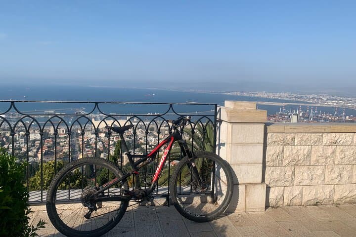 Haifa Port Walking Tour: Explore Baha'i Gardens, Templer Quarter & Old Port photo 2