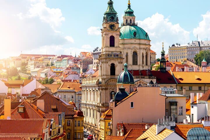 Family-Friendly Walking Tour of Prague Old Town & Prague Castle photo 4