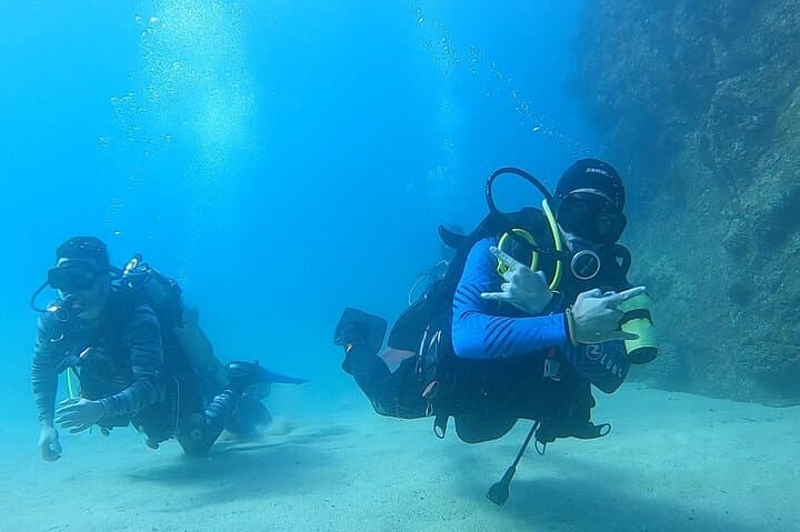 Discover Scuba at Pelican Rock: Non‑Certified Diving in Cabo San Lucas