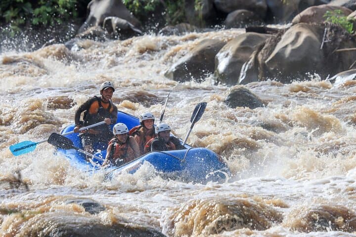Mae Taeng River Rafting 8km from Chiang Mai — Pickup & Lunch photo 6