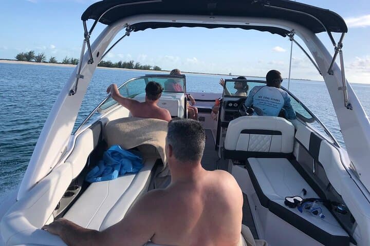 Providenciales Private Half-Day Snorkel & Island Hopping Charter (Afternoon) photo 2