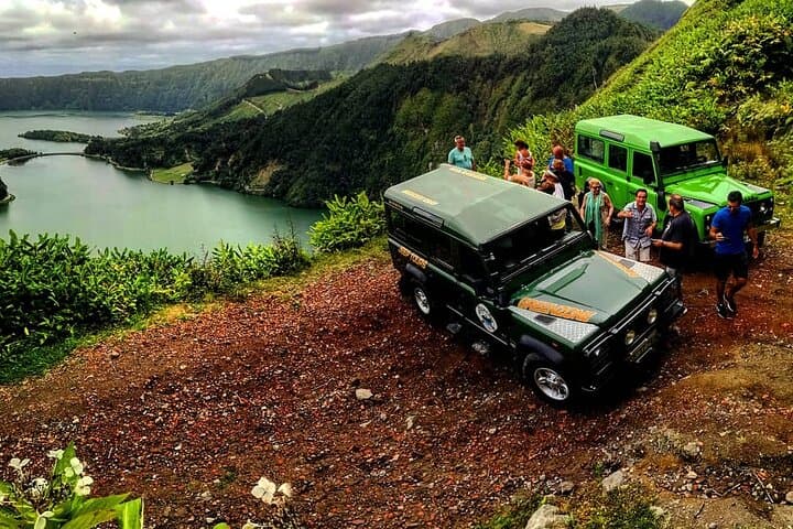 Sete Cidades Jeep Tour: Off-Road Crater Rim Adventure in São Miguel photo 5