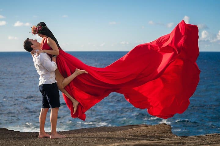 Sunrise Flying Dress Photoshoot on Oahu's East Coast photo 3
