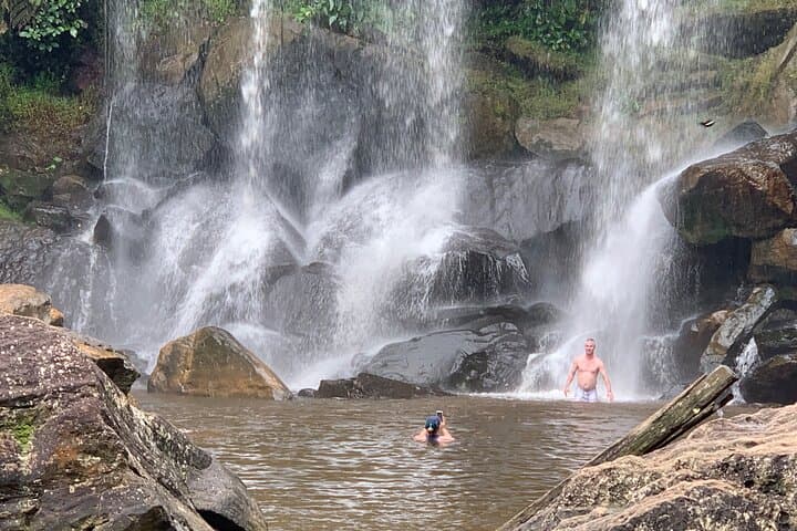 Explore Phnom Kulen: Waterfalls, River of a Thousand Lingas and the Reclining Buddha