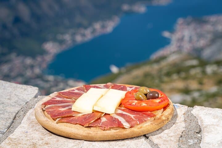 Cetinje & Njegusi Ham and Cheese Tasting: Private Tour from Kotor