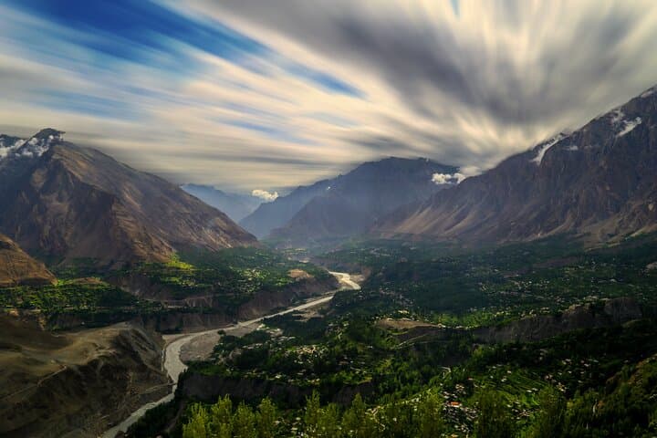 Explore Hunza Valley: 8-Day Karakoram, Khunjerab & Glacier Tour photo 2