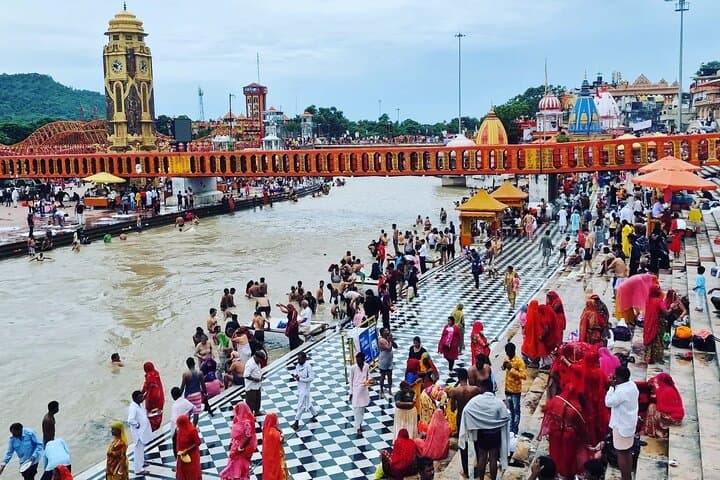 Private Day Trip to Haridwar & Rishikesh from Delhi — Ganga Aarti, Jhulas & Ashrams photo 4