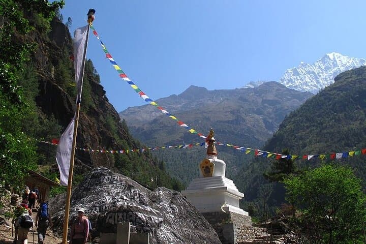 Everest Base Camp Trek: 18-Day Guided Trek from Kathmandu to Kala Pattar photo 4
