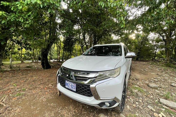 SJO to La Fortuna Private Transfer — Comfortable Ride to Arenal Volcano photo 4