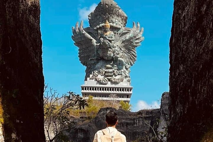 Uluwatu Sunset Tour — Uluwatu Temple, Padang Padang Beach & Kecak Fire Dance photo 3