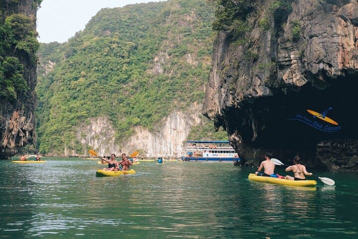 Hong by Starlight: Sea-Cave Kayaking and Loy Krathong from Phuket photo 3