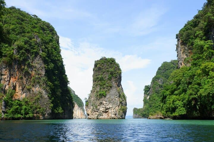 Hong by Starlight: Sea-Cave Kayaking and Loy Krathong from Phuket photo 6