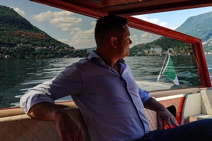 Private Wooden Boat Tour on Lake Como — 1-Hour Scenic Cruise from Como photo 1