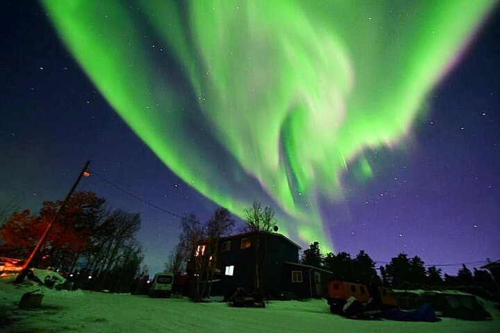 Yellowknife Aurora Tour: Night-Sky Chase with Camp, Hot Drinks & Photography Support photo 4