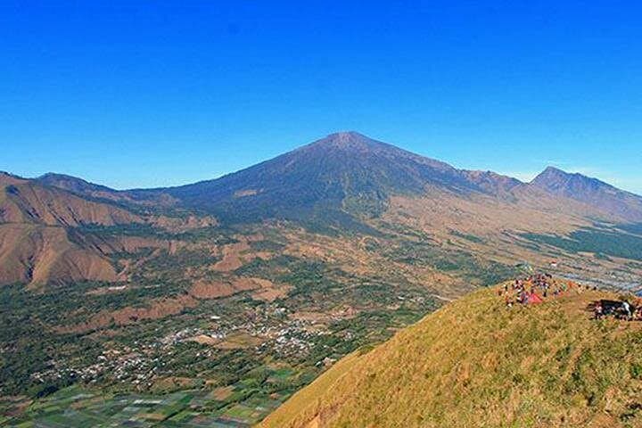 Pergasingan Hill One-Day Hike: Rinjani Views, Sendang Gile & Tiu Kelep Waterfalls photo 3