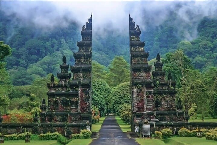 North Bali Instagram Tour: Private 10‑Hour Photographer Experience photo 2