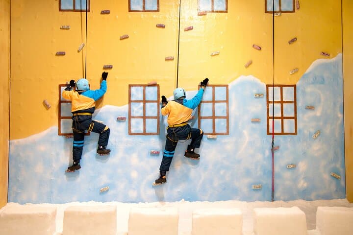 Angry Birds World Doha: Family Day Out with Transfers & Credit Top-Up photo 4