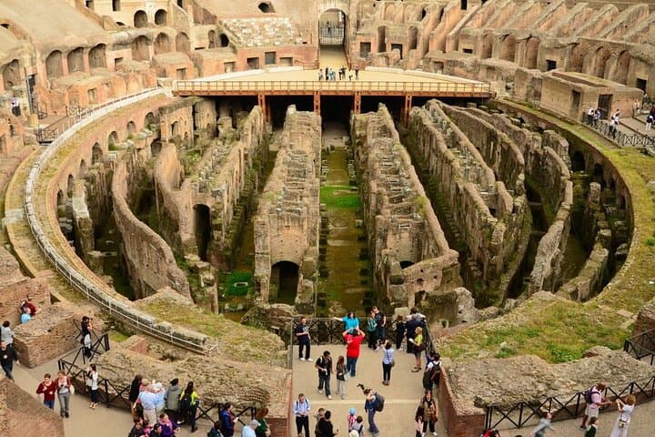 Colosseum Guided Tour with Gladiator Arena Access and Roman Forum