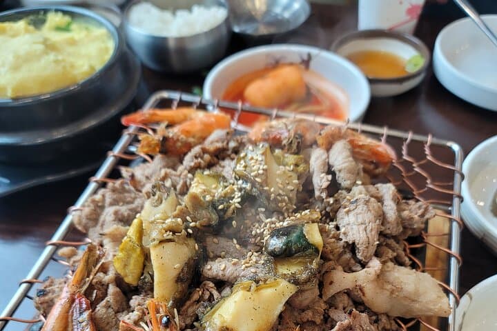 Custom Full-Day Seoul Food Tour — Private Driver & English-Speaking Guide photo 2