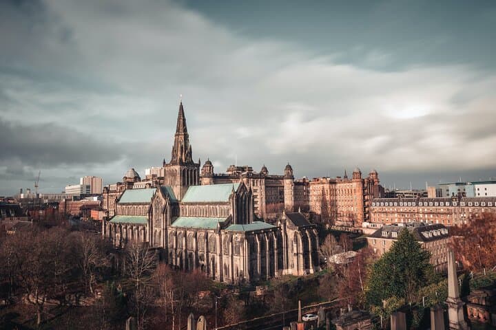 Glasgow Private Self-Guided Tour: St Mungo, Murals & Medieval Streets