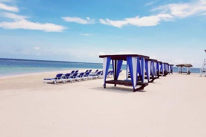 Montego Bay Tropical Bliss: Parasailing & Jet Ski Beach Experience with Pickup photo 6