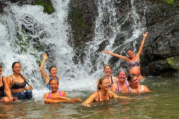 Hands-On Chocolate, Waterfall Swim & Cultural Lunch Near Manuel Antonio photo 3
