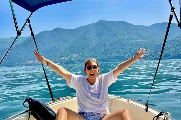 Self-Drive 3-Hour Boat Rental on Lake Como — 40hp Open Motorboat from Como photo 4