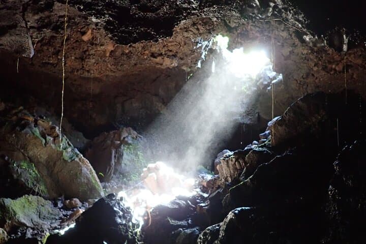 Explore the 2004 Coulées Lava Tunnel of Sainte-Rose — Guided Caving on Réunion photo 4