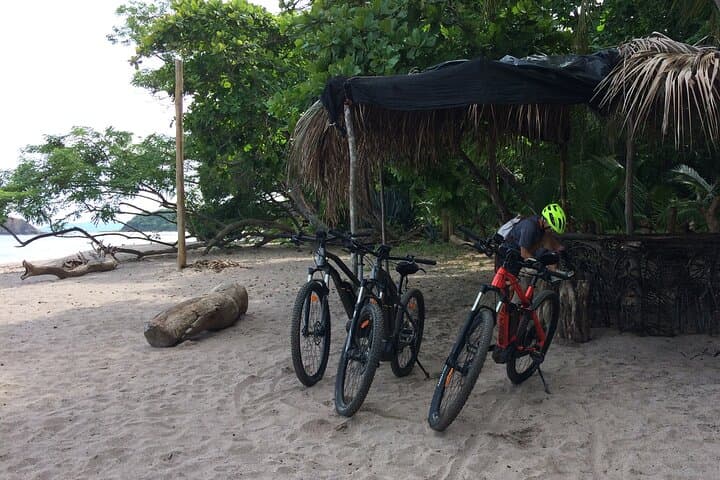 Guided e‑Bike Tour Playa Hermosa & Gulf of Papagayo — Coastal Views by BOSCH eBike photo 2