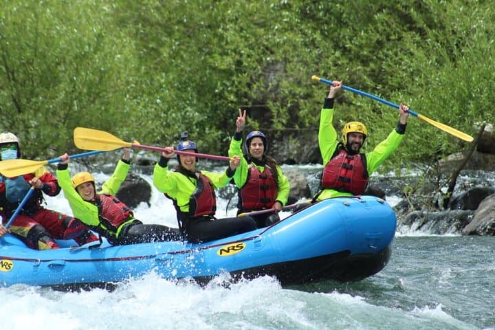 Winter Rafting on the Trancura River: 3-Hour Rafting Adventure from Pucón