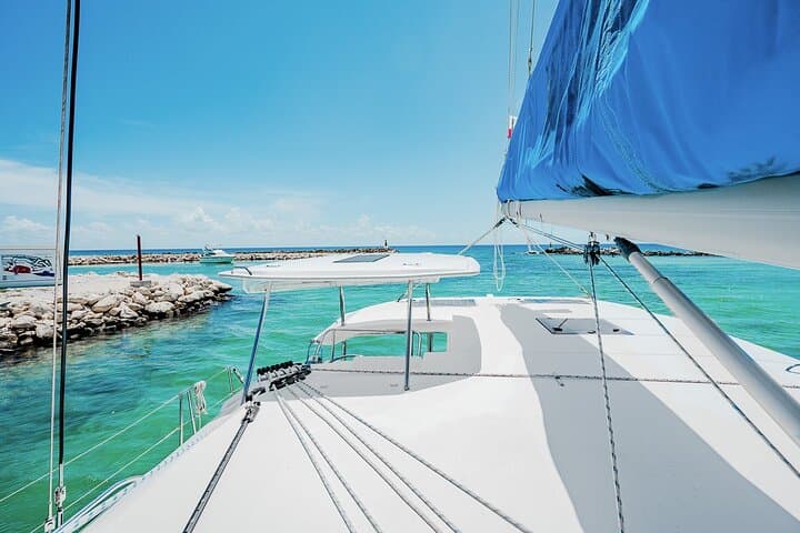 Private 8-Hour Catamaran to Playa Palancar: Snorkel, Fish & Beach Lunch photo 6