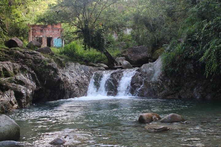 2-Day Guatapé & San Rafael Private Tour: Helicopter, Boat, Jungle Birding photo 4
