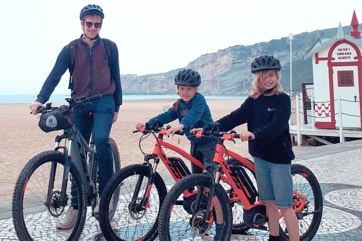 Nazaré E-Bike Tour: Ride the Legend & Big Waves photo 3