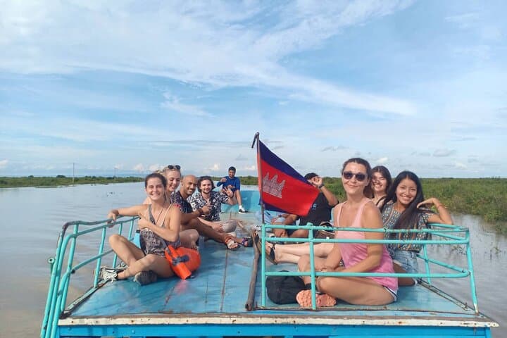 Sunset at Kompong Phluk: Half-Day Tonlé Sap Floating Village Boat Tour photo 5